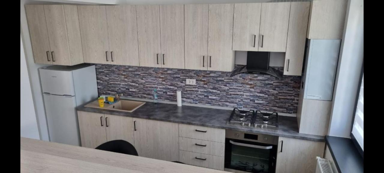 Valcom Residents Coresi 2 Camere Braşov Buitenkant foto